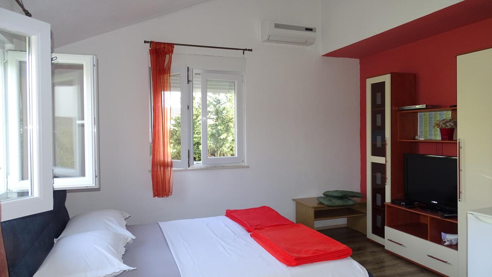 Apartments Luna Сукошан Экстерьер фото