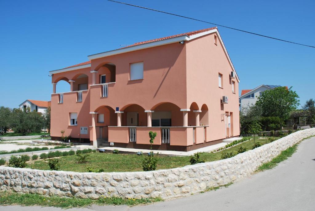 Apartments Luna Сукошан Экстерьер фото